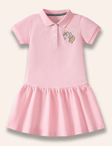 Rochie de polo brodată de unicorn curcubeu